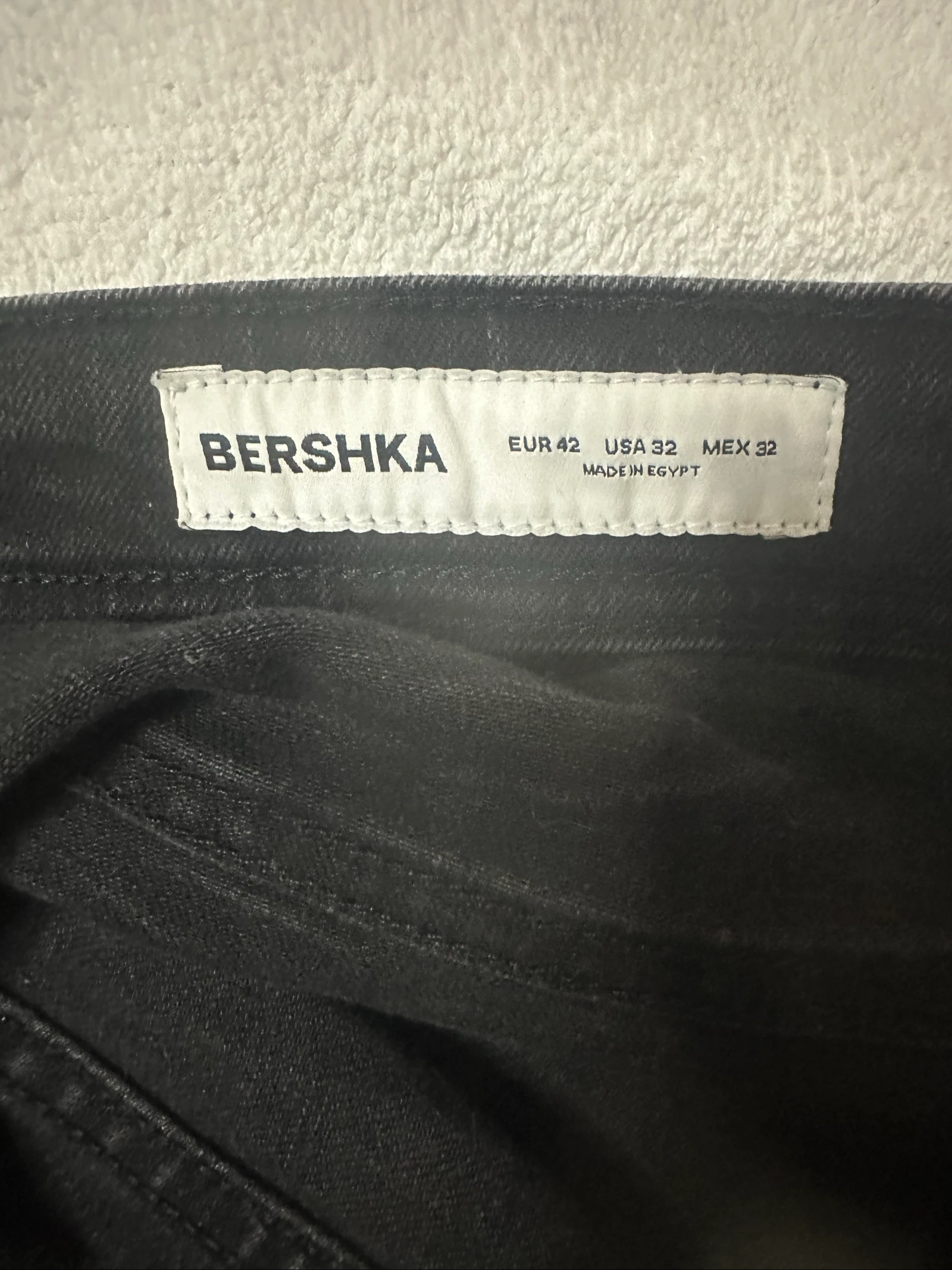 Vaqueros Bershka negros rotos – Talla L (EUR 42) – photo 3